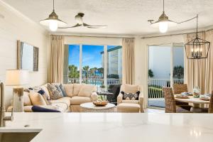 Chic first-floor condo with Gulf & pool view & pickleball - steps to beach