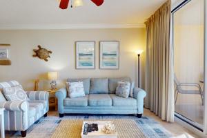 5th Floor Gulf Front Condo Shared Amenities Nearby Shopping & Dining