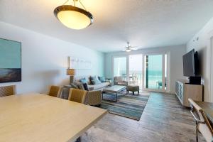 Gulf-front condo in gated community with pools on site - close to beach