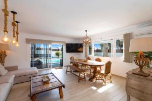 Villa Leona Carmen by Villa Plus