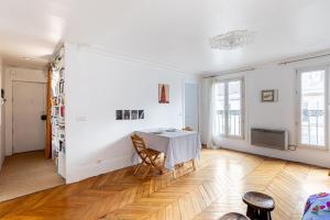 GuestReady - Bright Parisian charm • Château dEau