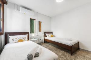 Casa Piazzetta - Lake Como WiFi & A-C