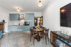 Casa Piazzetta - Lake Como WiFi & A-C