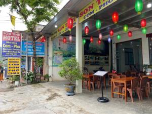 Son Tinh Hotel