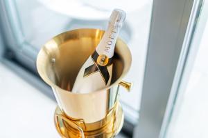 HEVENIA Deluxe apartament z bocznym , kojącym widokiem na las wydmowy