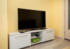 Bright & Spacious 2-Bedroom Apartment in Varna by Flat Manаger