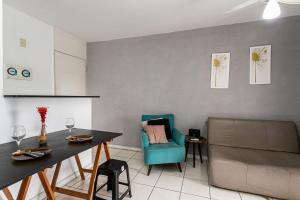 Barra: Piscina, Garagem e Conforto para 4