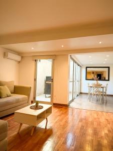 Amplio departamento con patio - Bonavista Rentals