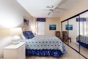 Beachfront condo with private beach access hot tub tennis court & pools