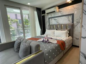 Luxury Studio Resort Pool Centara Avenue
