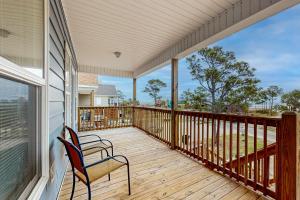 Beachview duplex with double lofts balcony W&D Wifi