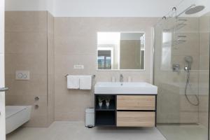 Villa Lazy Day Oasis w heated pool & Whirlpool