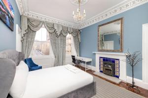 Stylish Southside Flat Near Old Town