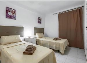 Magnificent beachfront apartment