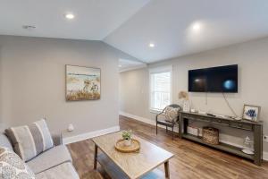 Inviting home near the beach with balcony full kitchen central AC & W&D