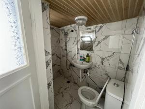 Cross House Historical Greek House with 3 Floors and Courtyard