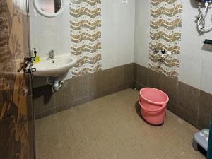 Comforts Bhairavi INN