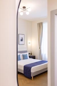 Piazza del Popolo Boutique Room