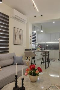 OMEGA - Deluxe Central Apartment by Optimum Link