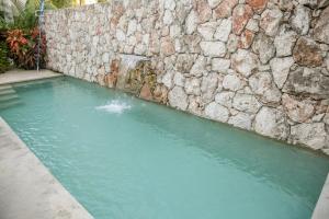 Kam Na Ha 202 - Elegant 2 Bedroom Retreat with Rooftop Oasis and Pool