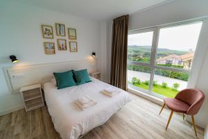 Alima Surf & Hotel