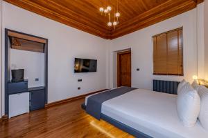 Grand Kallavi Pera Hotel