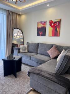 Tirovel modern apartments