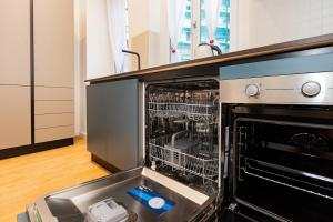 Andreas green flat city studies Milan