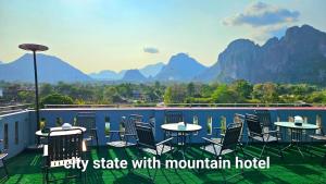 city state with mountain hotle