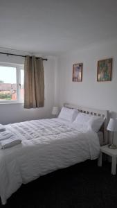 Cosy 2 Bed Flat, 20 min to Central London &Gatwick