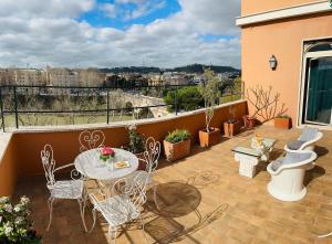 Terrazza Urania - Penthouse terrace with 360 view of Rome