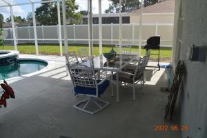 POOL HOME SUN and BEACH 5 BED 3 BATH COME RELAX