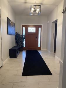 Suite on Banks Ave