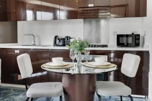 GuestReady - Partial Canal View | Studio | Damac M