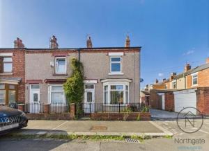 2 Bed House - Sleeps up to 6
