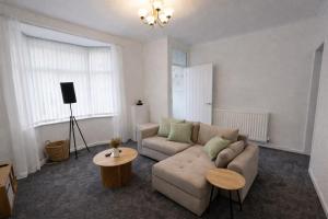 2 Bed House - Sleeps up to 6