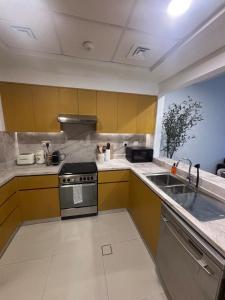 Casa Nura - Burj Khalifa View - Downtown 1BR