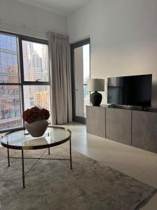 Casa Nura - Burj Khalifa View - Downtown 1BR