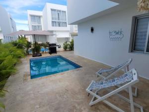 Damani Modern Pool Villa Escape