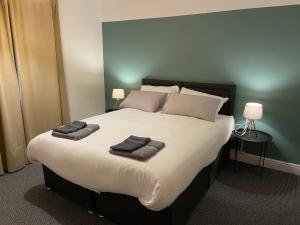 Lincoln 3BR Townhouse 6 Beds Close to CityCentre