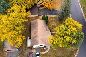 Cozy 5BR St Paul Home with Fireplace & Free Parking