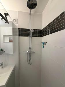 BEL AIR HOLIDAY - Spacious 1-bedroom apartment with sea view T134