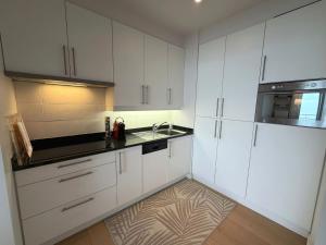 BEL AIR HOLIDAY - Spacious 1-bedroom apartment with sea view T134