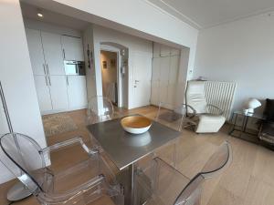 BEL AIR HOLIDAY - Spacious 1-bedroom apartment with sea view T134