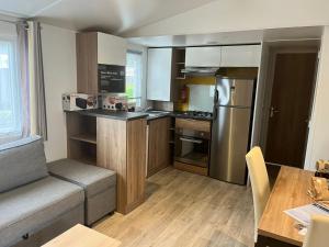 MH 305 3 chambres et 1 salle de bain dan camping 4 étoiles