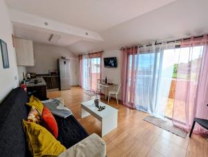 CHC - AticoGerman Garachico