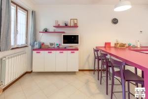 PURPLE HOUSE by Design Studio