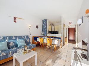 Apartment Le Nirvana-1 by Interhome