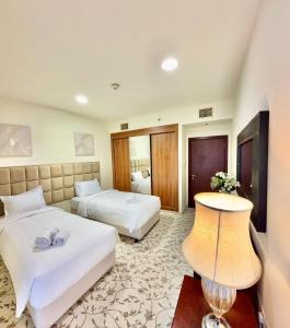 An Iconic Luxury Escape - Princess Tower - Dubais 3rd Tallest Tower