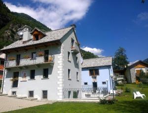 Antico Borgo 1